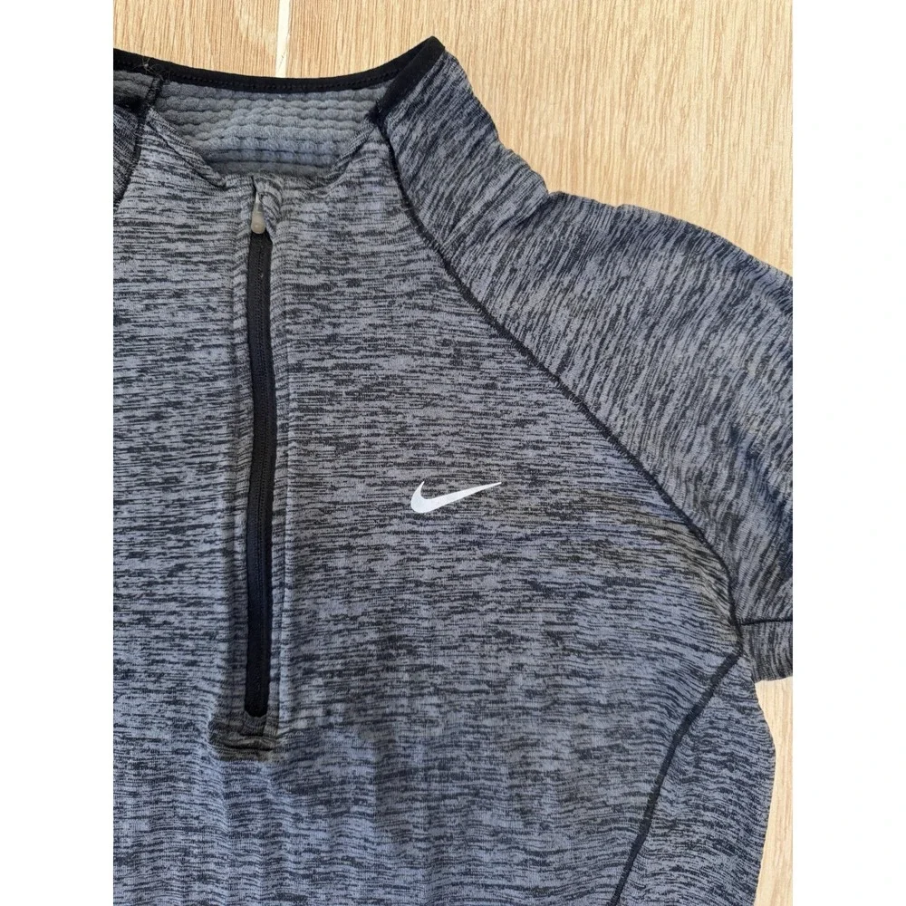 Nike Running Jacket Womens Small Gray Sphere Element 1/4 Zip Long Sleeve Sweater